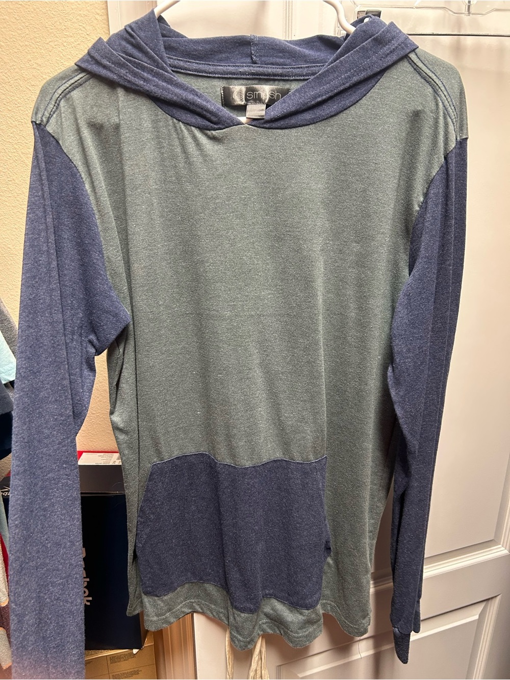 Smash Two-Tone Hooded Pullover in Sage Green and Navy